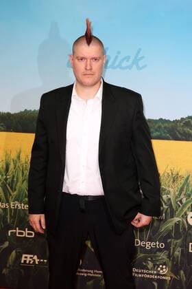 Sascha Lobo bei der Premiere vom Kinofilm Tschick am 12.09.2016 in Berlin Tschick Kino Premiere in Berlin, 2016 