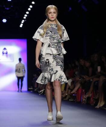 A model walks on the runway at the Comme Tu Es fashion show during New York Fashion Week: The Shows at The Dock, Skylight at Moynihan Station in New York City on September 13, 2016.  NYP20160913502 JOHNxANGELILLO