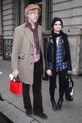 Feb 23, 2009 - London, England, United Kingdom - PIXIE GELDOF with father BOB GELDOF arriving at Luella Bartley s London Fashion Week Show held in Covent Garden, London.  - ZUMAd33_