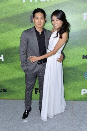 Tim Jo mit Begleitung bei der Premiere der FOX TV-Serie Pitch auf dem West LA Little League Field. Los Angeles, 13.09.2016 Foto:xD.xStarbuckx xFuturexImage