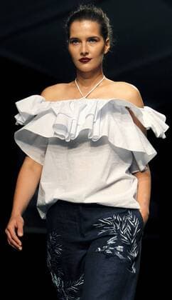 A model takes the catwalk with a creation of the summer spring 2017 collection of the label Couchel during the TRESemme Mfshow Woman held at the Museo del Traje (costume museum) in Madrid, Spain, on 14 September 2016. Couchel fashion show at TRESemmE Mfshow Woman !ACHTUNG: NUR REDAKTIONELLE NUTZUNG!  20160914-636094818628912111
