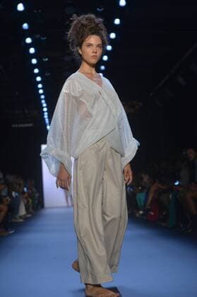 A model walks on the runway at the Runa Ray show during New York Fashion Week: The Shows at The Dock, Skylight at Moynihan Station in New York City on September 14, 2016.  NYP201614020049 ANDREAxHANKS