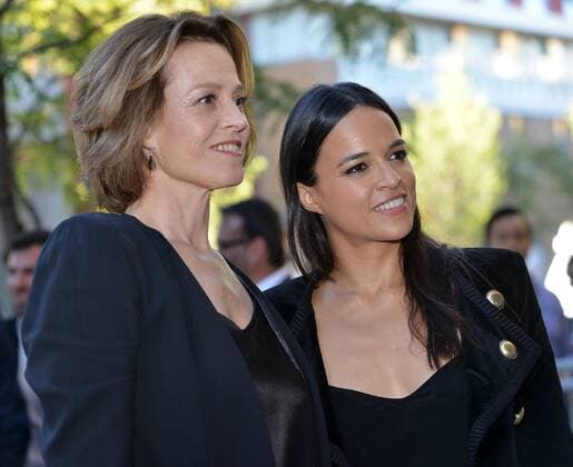 Sigourney Weaver (L) and Michelle Rodriguez arrive at the Toronto International Film Festival premiere of (re)Assignment at Ryerson Theatre in Toronto, Canada on September 14, 2016.  TOR2016091407 CHRISTINExCHEW