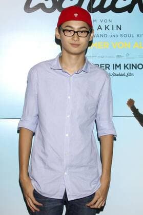 Anand Batbileg bei der Premiere des Kinofilms Tschick im Abaton Kino. Hamburg, 14.09.2016 Foto:xgbrcix xFuturexImage