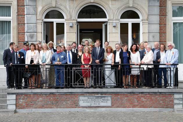 Preisverleihung Merites Wallons in Namur Walloon Minister President Paul Magnette poses with personnalities who receive the title of officer and chevaliet of the Walloon Merits after the award ceremony for the sixth edition of the Merites Wallons by the Walloon Government at the Elysette, in Jambes, Namur, Thursday 15 September 2016.  BRUNOxFAHY 04932315