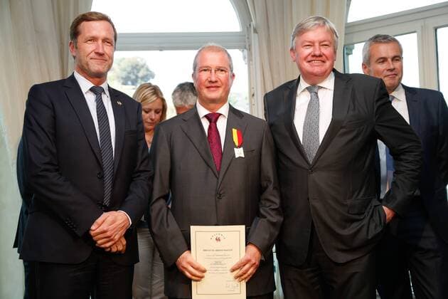Preisverleihung Merites Wallons in Namur Walloon Minister President Paul Magnette, Outgoing leader of Thales Aliena Space Belgium, Roger Dernoncourt and Walloon Minister of Economy, Industry, Innovation and IT Jean-Claude Marcourt pictured during the award ceremony for the sixth edition of the Merites Wallons by the Walloon Government at the Elysette, in Jambes, Namur, Thursday 15 September 2016.  BRUNOxFAHY 04932330