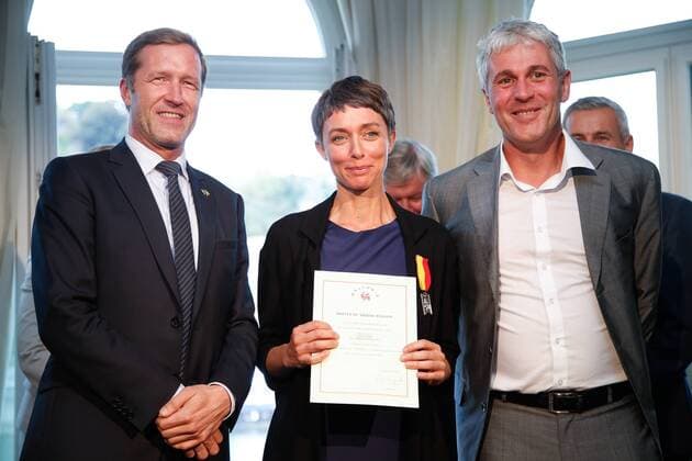 Preisverleihung Merites Wallons in Namur Walloon Minister President Paul Magnette, Designer Lucile Soufflet and Walloon Minister of Local Authorities, Cities, Housing and Energy Paul Furlan pictured during the award ceremony for the sixth edition of the Merites Wallons by the Walloon Government at the Elysette, in Jambes, Namur, Thursday 15 September 2016.  BRUNOxFAHY 04932377