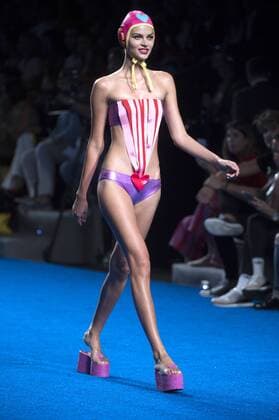 Madrid Fashion Week - Agatha Ruiz de la Prada show Model bei der Agatha Ruiz de la Prada Fashion Show auf der Mercedes-Benz Fashion Week Madrid Spring Summer 2017. Madrid, 16.09.2016 Agatha Ruiz de la Prada Model  Foto:xDyDxFotografosx xFuturexImage
