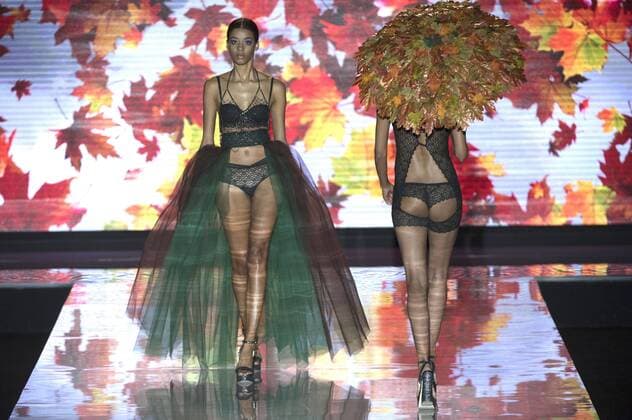 Models bei der Andres Sarda Fashion Show auf der Mercedes-Benz Fashion Week Madrid Spring Summer 2017. Madrid, 16.09.2016 Andres Sarda Models  Foto:xDyDxFotografosx xFuturexImage