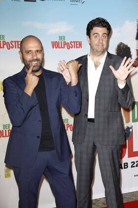 Checco Zalone und Bastian Pastewka bei der Premiere des Kinofilms Der Vollposten Quo vado? im Delphi Filmpalast. Berlin, 16.09.2016 Foto:xS.xGabschx xFuturexImage