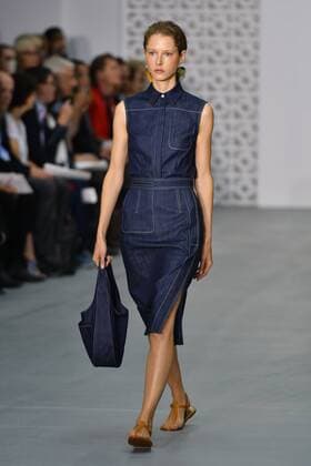 UK: LFW Jasper Conran collection A Model walks the Jasper Conran Spring Summer 17 Collection runway show during London Fashion Week. FOR EDITORIAL USE ONLY.Pacific Press Agency  HughxPeterswald