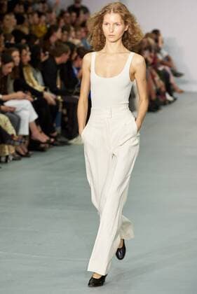 September 17, 2016 - London, England, United Kingdom - A Model presents creations by designer Barbara Casasola during the 2017 Spring Summer catwalk show at London Fashion Week in London on September 17, 2016. London United Kingdom  - ZUMAn230