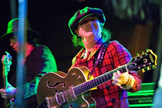 May 20, 2009 - Solana Beach, California, USA - SYLVAIN SYLVAIN, guitarist for THE NEW YORK DOLLS performs at The Belly Up Tavern in Solana Beach on May 20, 2009. - ZUMAkn1_