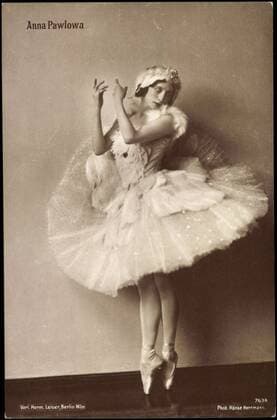 Balletttänzerin Anna Pawlowa, Tutu, Schuhe, Tiara !AUFNAHMEDATUM GESCHÄTZT!