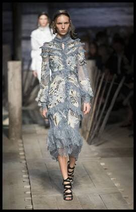 . 19 09 2016. London, United Kingdom. Erdem show at London Fashion Week for Spring Summer 2017.  xStephenxLockx xi-Imagesx IIM-13469-0022