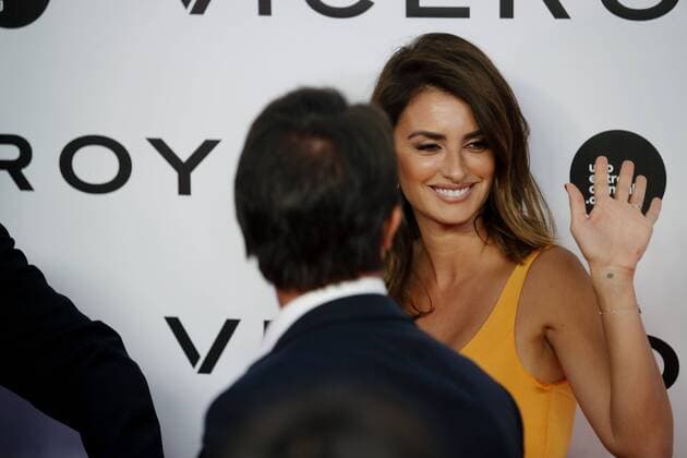 Spanish actress Penelope Cruz poses during the presentation of her documentary I Am One Among One Hundred Thousand , in Madrid, Spain, 19 September 2016. The documentary, written and directed Penelope Cruz in collaboration with Uno Entre Cien Mil foundation, aims to raise awareness of children with leukemia. EFE Juanjo Martin Presentation of the documentary I Am One Among One Hundred Thousand !ACHTUNG: NUR REDAKTIONELLE NUTZUNG!  GRA449 20160919-636099143418259076
