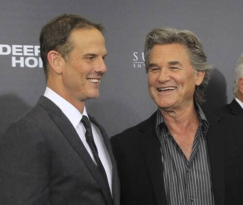 Peter Berg and Kurt Russell chat before the premiere of the motion picture thriller Deepwater Horizon at The Orpheum Theater in New Orleans on September 19, 2016. Storyline: A story set on the offshore drilling rig Deepwater Horizon, which exploded during April 2010 and created the worst oil spill in U.S. history.  NOP2016091915 AJxSISCO
