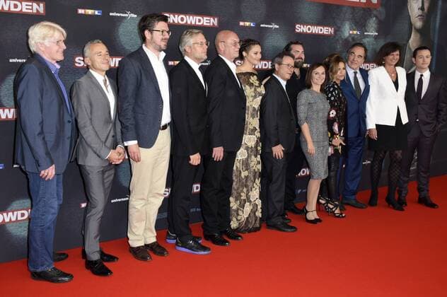 Oliver Stone mit Cast und Team bei der Europapremiere des Kinofilms Snowden im Mathäser Filmpalast. München, 19.09.2016 Foto:xP.xSchönbergerx xFuturexImage