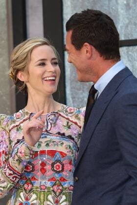 . 20 09 2016. London, United Kingdom. Emily Blunt and Luke Evans arriving at the Girl on the Train world premiere in London.  xStephenxLockx xi-Imagesx IIM-13473-0012