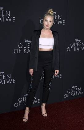 September 20, 2016 - Hollywood, CA, United States - 20 September 2016 - Hollywood, California - Veronica Dunne. Ã¢â‚¬Å Queen Of KatweÃ¢â‚¬Â Los Angeles Premiere held at the El Capitan Theater in Hollywood. Photo Credit: AdMedia Hollywood United States - ZUMAa123