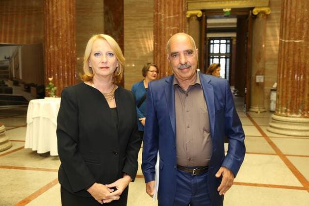 Alfred Fried Photography Award 2016 Wien, Parlament, 20. 09. 2016 Doris BURES, Abdessatar BEN MOUSSA