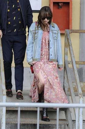 Milan Dakota Johnson at the exit of Gucci s fashion show  Copyright: xLivioxValeriox