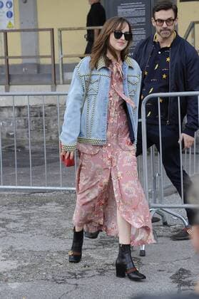 Milan Dakota Johnson at the exit of Gucci s fashion show  Copyright: xLivioxValeriox
