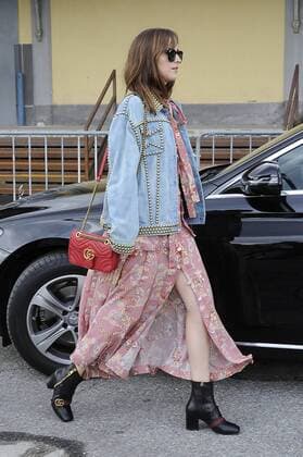 Milan Dakota Johnson at the exit of Gucci s fashion show  Copyright: xLivioxValeriox