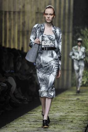 Milan Fashion Week, Women Spring Summer 2017. Milano, Moda Donna, Primavera Estate 2017. Max Mara catwalk Pictured: model  Copyright: xRiccardoxGiordanoxSickix