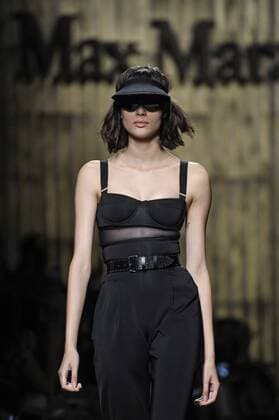 Milan Fashion Week, Women Spring Summer 2017. Milano, Moda Donna, Primavera Estate 2017. Max Mara catwalk Pictured: model  Copyright: xRiccardoxGiordanoxSickix