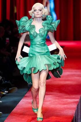 Milan Fashion Week, Women Spring Summer 2017 Milano Moda donna Primavera Estate 2017 - Modenschau Moschino Pictured: Moschino  Copyright: xGREGOx