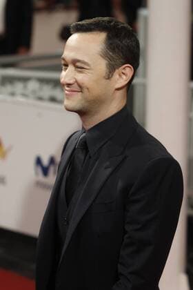 Joseph Gordon Levitt attend the Snowden premiere CELEBRITES : 64eme festival du Film de San Sebastian - 22 09 2016 WALTERKOVACS Panoramic 