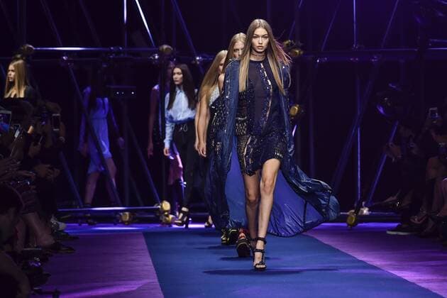 Milan Fashion Week, Women Spring Summer 2017. VERSACE catwalk Pictured: Gigi Hadid  Copyright: xRiccardoxGiordanoxSickix