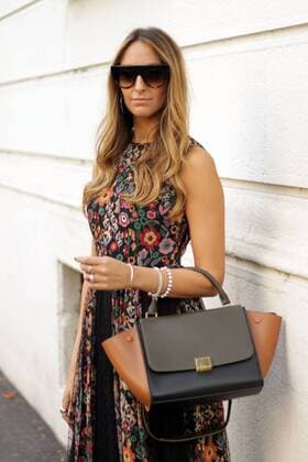 Elisa Taviti posing outside the Etro Runway Show During The Milan Fashion Week Womenswear Spring Summer 2017  Copyright: xPaoloxDilettox