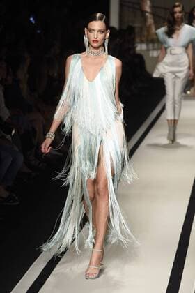 Mailand Fashion Week - Elisabetta Franchi Modenschau Milan Fashion Week, Women Spring Summer 2017. Milano, Moda Donna, Primavera Estate 2017. Elisabetta Franchi catwalk Pictured: model  Copyright: xSimonaxChiocciaxSickix