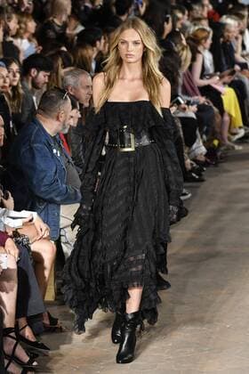Milan Fashion Week, Women Spring Summer 2017. Milano, Moda Donna, Primavera Estate 2017. PHILOSOPHY DI LORENZO SERAFINI catwalk Pictured: model  Copyright: xRiccardoxGiordanoxSickix