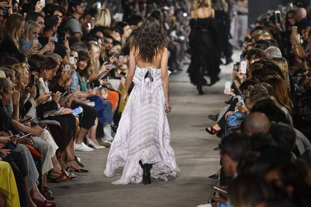 Milan Fashion Week, Women Spring Summer 2017. Milano, Moda Donna, Primavera Estate 2017. PHILOSOPHY DI LORENZO SERAFINI catwalk Pictured: model  Copyright: xRiccardoxGiordanoxSickix