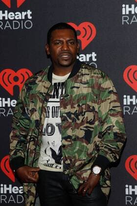 Mekhi Phifer arrives for the iHeartRadio Music Festival at the T-Mobile Arena in Las Vegas, Nevada on September 24, 2016.  LVP20160924127 JAMESxATOA