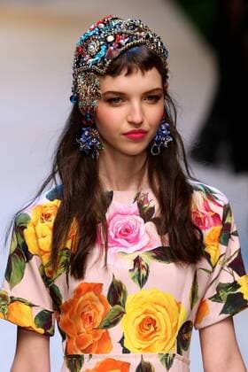 Mailand Fashion Week - Dolce & Gabbana (160926) -- MILAN, Sept. 25, 2016 -- A model walks the runway during the Dolce&Gabbana fashion show as part of Milan Fashion Week Spring Summer 2017 in Milan, Italy, on Sept 25, 2016. ) (lrz) ITALY-MILAN-FASHION WEEK-DOLCE&GABBANA JinxYu 
