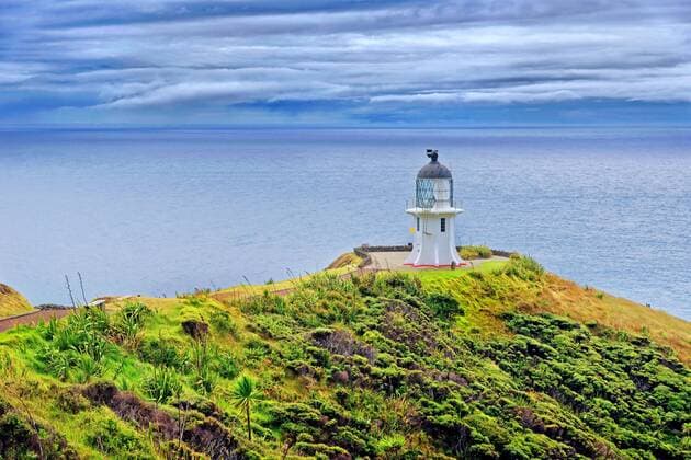  Leuchtturm von Cape Reinga, Zusammentreffen von Tasmansee links und dem Pazifik rechts, Cape Reinga, Nordinsel, Neuseeland, Ozeanien Copyright: imageBROKER/MichaelxRucker ibxrum04381471.jpg