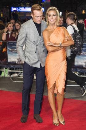 September 26, 2016 - London, London, UK - GREG RUTHERFORD and NATALI LOWE attends the Deepwater Horizon film premiere at Cineworld in Leiester Square. London, UK. London UK  - ZUMAl94_