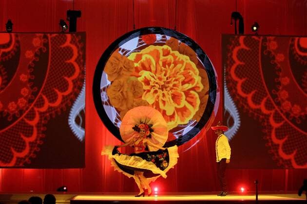 Mosaics and traditional Mexican dances are presented during the inauguration of the 67th International Congress of Astronautics in Guadalajara, Jalisco, Mexico, 26 September 2016. INTERNATIONAL CONGRESS OF ASTRONAUTICS IN GUADALAJARA !ACHTUNG: NUR REDAKTIONELLE NUTZUNG!  MEX001 20160927-636105320292054119