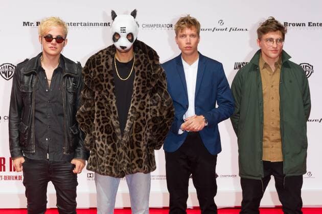 Cro und Bandmitglieder - Weltpremiere UNSERE ZEIT IST JETZT im Cinestar Sony Center in Berlin am 27.09.2016. Premiere Unsere Zeit ist Jetzt