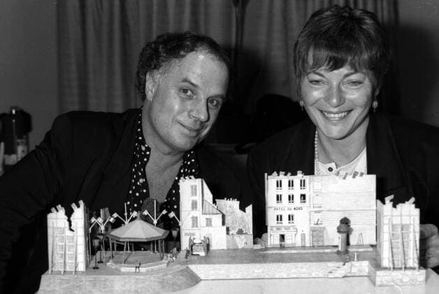 Jerome Savary und Berlins Kultursenatorin Anke Martiny