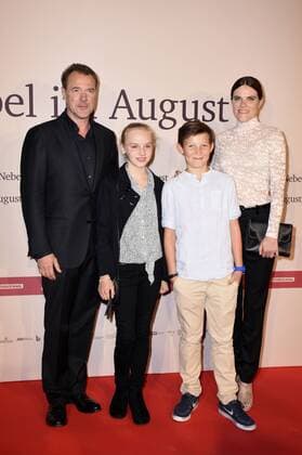 Sebastian Koch, Jule Hermann, Ivo Pietzcker und Fritzi Haberland bei der Premiere des Kinoifilms Nebel im August im City Kino. München, 27.09.2016 Foto:xP.xSchönbergerx xFuturexImage