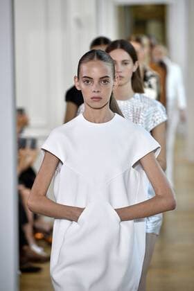 211887 Marineau Starface 2016-09-28 Paris France Paris Fashion week. Defile Courreges Pret-a-porter printemps-ete 2017. CourrÃ¨ges, spring-summer 2017 Paris, France Paris Fashion week. Defile Courreges Ready to wear spring-summer 2017 Editorial Use Only _sans_perso  Copyright: xMarineaux STAR_211887_041