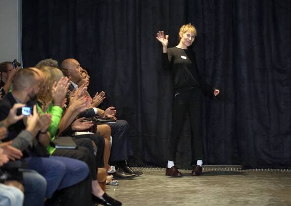 Fashion designer Ann Sophie Madsen salutes the audience at the end of her show as part of the Spring-Summer 2017 Paris Fashion Week on September 28, 2016.  PAR20160928111 MAYAxVIDON-WHITE