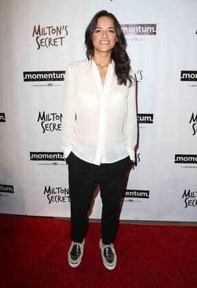 September 27, 2016 - Hollywood, CA, United States - 27 September 2016 - Hollywood, California - Michelle Rodriguez. Milton s Secret Los Angeles Premiere held at TCL Chinese 6 Theatres. Photo Credit: F. Sadou AdMedia Hollywood United States - ZUMAa123
