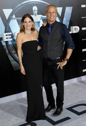 Patrick Fabian & Suzanne Cryer WESTWORLD SERIES PREMIERE Hollywood Patrick Rideaux PicturePerfect