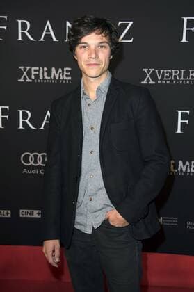 Sebastian Urzendowsky bei der Premiere des Kinofilms Frantz im Delphi Filmpalast. Berlin, 28.09.2016 Foto:xFredericx xFuturexImage
